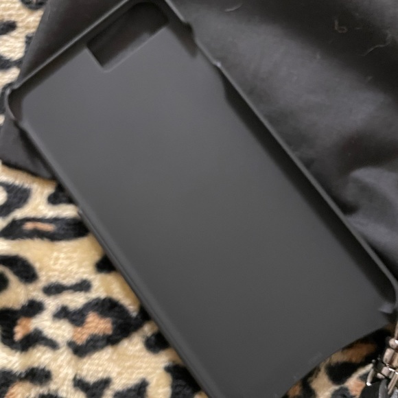 Bandolier I phone 6+, 7+, 8+ crossbody case - Picture 3 of 4